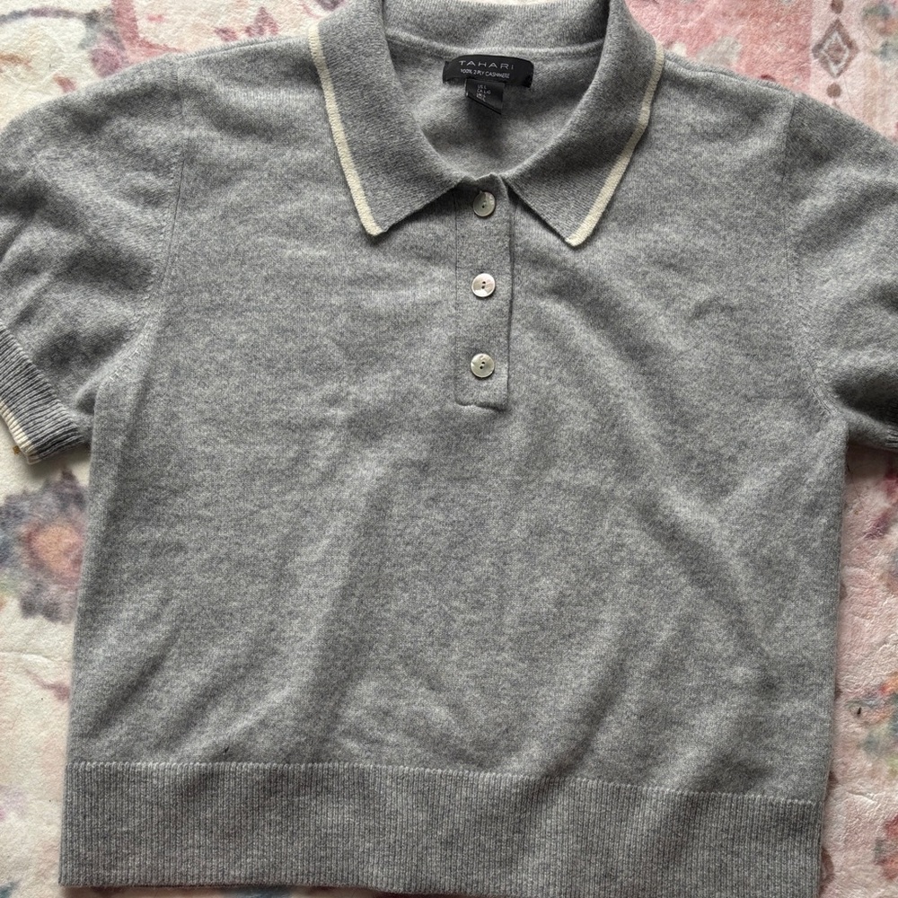 Tahari Heather Gray Short Sleeve Cashmere Polo with Cream Trim Size L